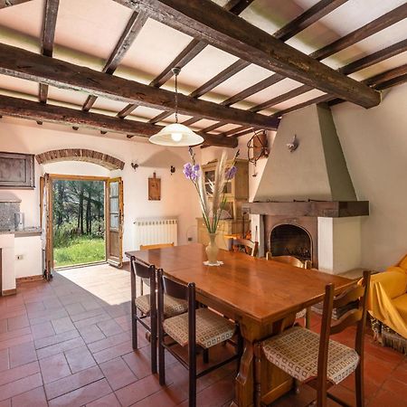 Cozy Home In Massa Marittima Gr With Kitchen エクステリア 写真