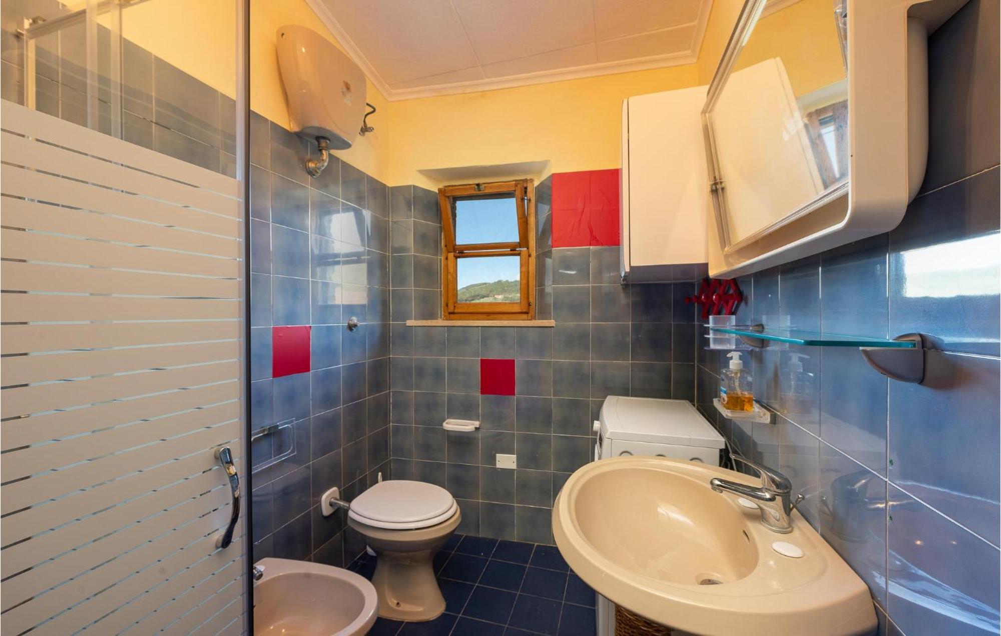 Cozy Home In Massa Marittima Gr With Kitchen エクステリア 写真