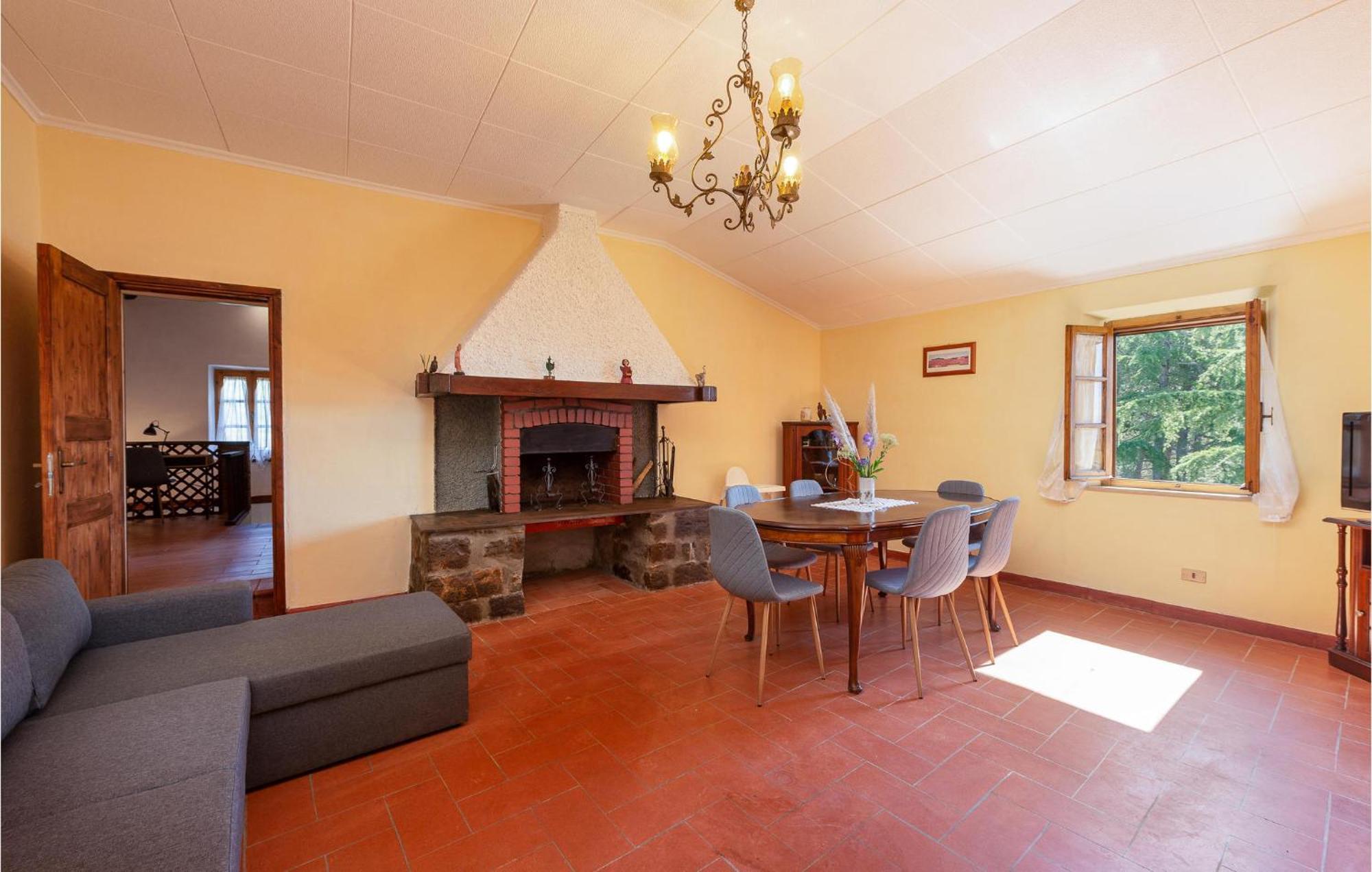 Cozy Home In Massa Marittima Gr With Kitchen エクステリア 写真