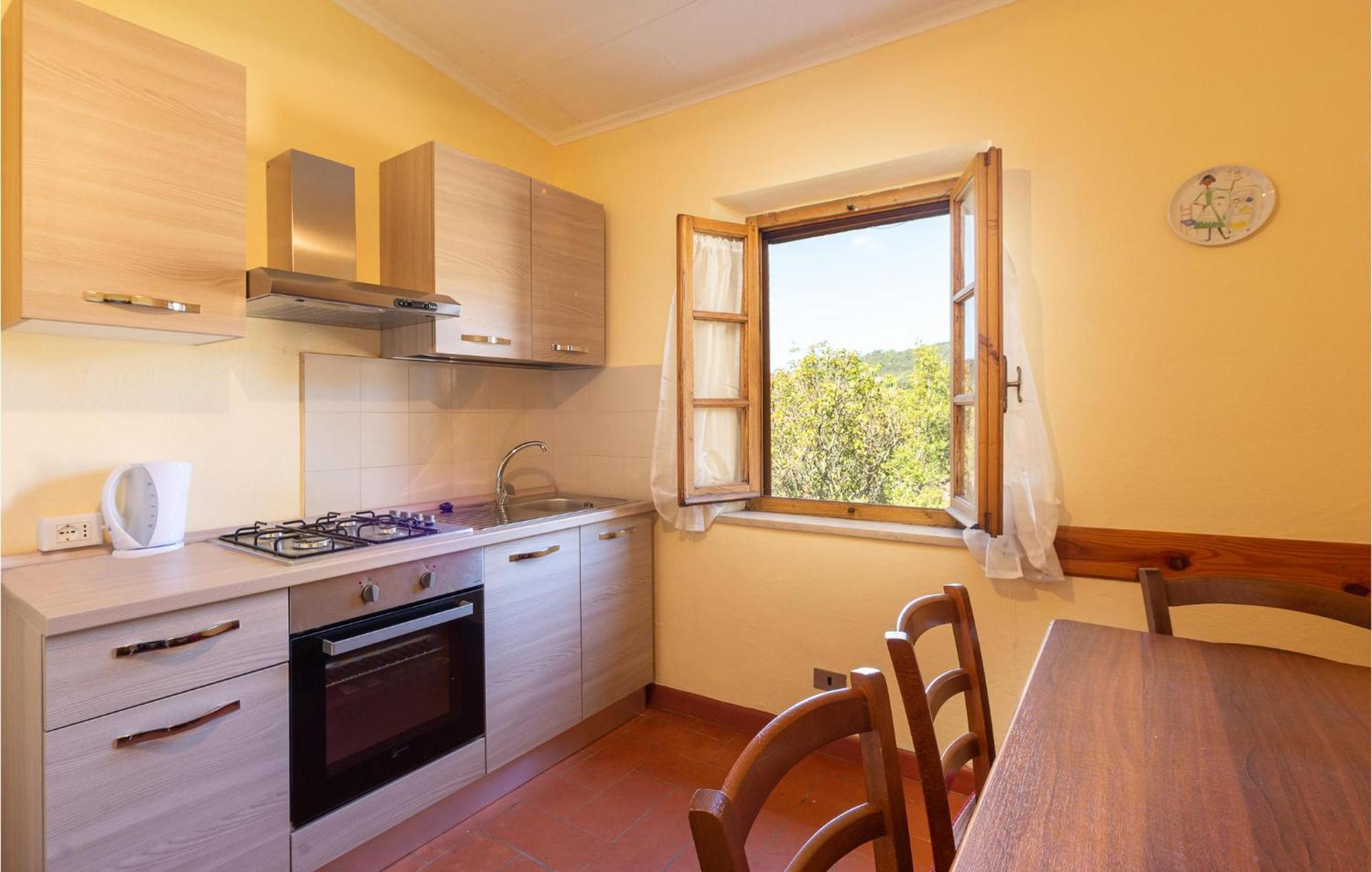 Cozy Home In Massa Marittima Gr With Kitchen エクステリア 写真