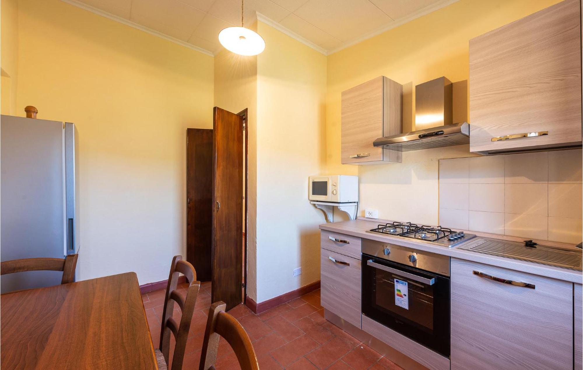 Cozy Home In Massa Marittima Gr With Kitchen エクステリア 写真