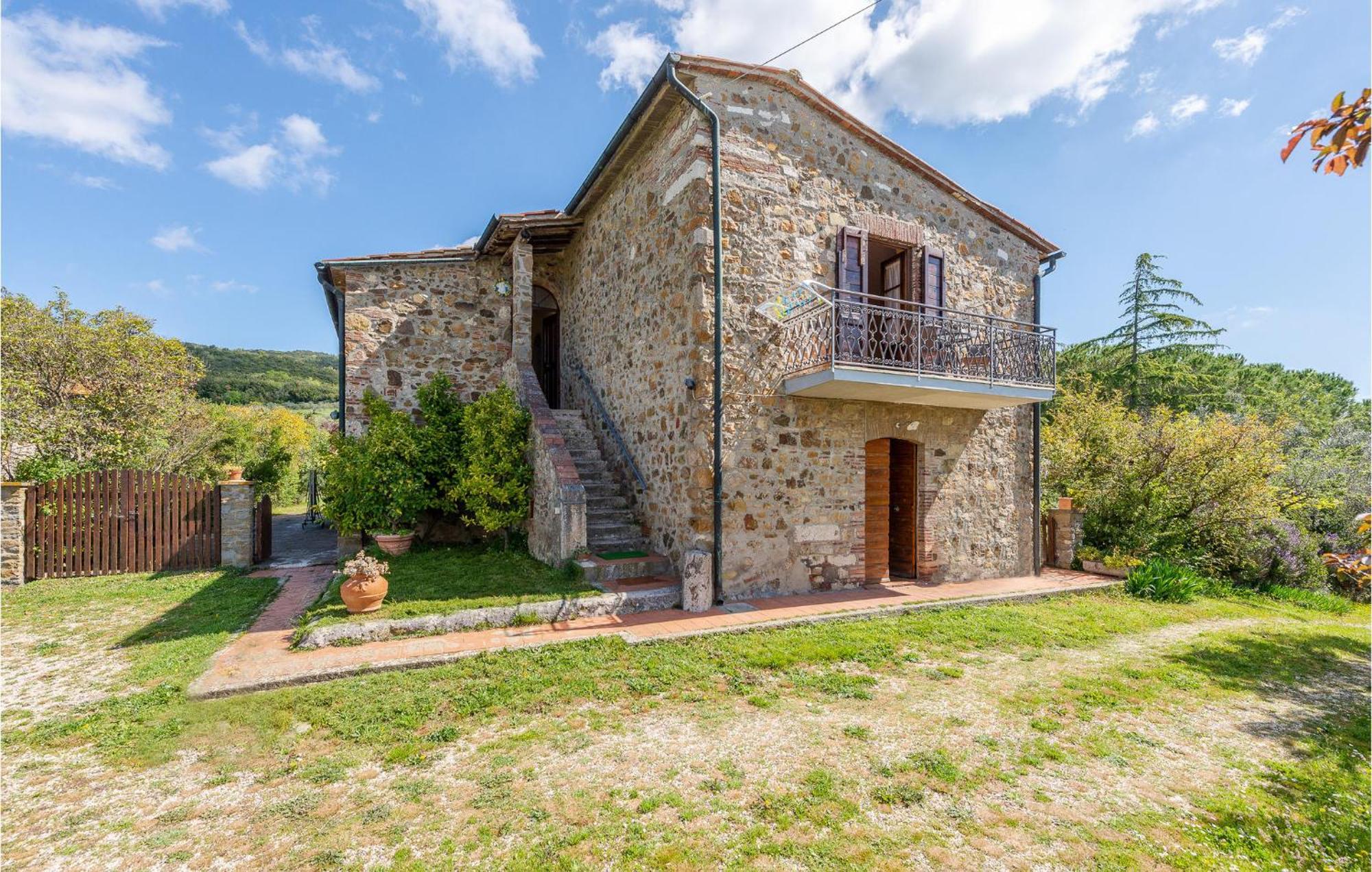 Cozy Home In Massa Marittima Gr With Kitchen エクステリア 写真