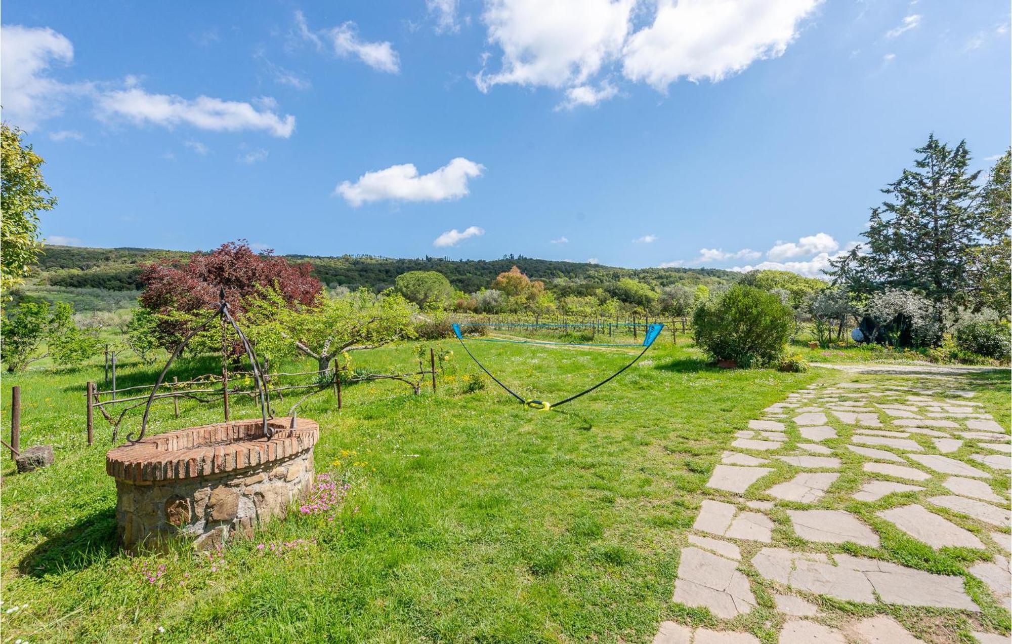 Cozy Home In Massa Marittima Gr With Kitchen エクステリア 写真